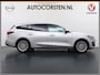 Ford Focus Wagon T 125PK Hybride Trekhaak Navi Camera LED Dual-ECC Keyless FordPass-ConnectStoel+Stuur+Voorruitverwarming Apple Carplay Android Auto Cruise Control Pdc Titanium Style DAB Bluetooth Lmv 17" Ecc GSM Draadloos Opladen Led Privacy Glas Isofix Lane Assist Keyless Licht-/regensensor Origineel Nederlandse Auto € 34.000 nieuw