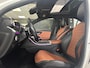 Mercedes-Benz C-klasse 300 e AMG Line | AMG-styling | Panorama-dak | Sfeerverlichting | 360 Camera | Carplay | Cruise Control Adaptief |