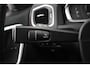 Volvo V60 2.0 T4 Business Sport | LR57430 |