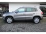 Volkswagen Tiguan 1.4 TSI Sport&Style / Trekhaak af-fabriek/ Parkeersensoren/ All-season/ Dealer onderhouden/ 1ste eigenaar