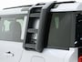 Land Rover Defender 110 2.0 P400e Urban Look | Panoramadak | Explorer Pack | Sidesteps | Meridian | 360 | Keyless | Trekhaak