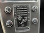 Volvo XC60 2.0 T5 R-Design | Trekhaak | Leder | Keurig onderhouden, zie tekst | Navigatie | Parkeersensoren V+A | High Performance audio |