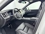 Volvo XC60 T6 Recharge Plus Black Edition | 21" | Geventileerd Nappa | Stoelventilatie | Trekhaak | Head-Up | Panoramadak | Harman Kardon | 360 Camera | Full LED | Adaptieve Cruise | BLIS