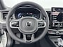 Volvo XC60 T6 Recharge Plus Black Edition | 21" | Geventileerd Nappa | Stoelventilatie | Trekhaak | Head-Up | Panoramadak | Harman Kardon | 360 Camera | Full LED | Adaptieve Cruise | BLIS
