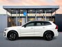 Volvo XC60 T6 Recharge Plus Black Edition | 21" | Geventileerd Nappa | Stoelventilatie | Trekhaak | Head-Up | Panoramadak | Harman Kardon | 360 Camera | Full LED | Adaptieve Cruise | BLIS