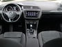 Volkswagen Tiguan 1.4 TSI 150 pk DSG ACT Comfortline Business | Panorama Dak | Trekhaak | Ergostoel | Stoelverwarming | Elektrische Klep | ACC | Climat Control | Navigatie | 17" LM |