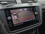 Volkswagen Tiguan 1.4 TSI 150 pk DSG ACT Comfortline Business | Panorama Dak | Trekhaak | Ergostoel | Stoelverwarming | Elektrische Klep | ACC | Climat Control | Navigatie | 17" LM |