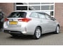 Toyota Auris 1.8 Hybrid Dynamic | Trekhaak | Camera | Top onderhouden |