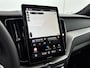Volvo XC60 T6 Recharge Plus Black Edition | 21" | Geventileerd Nappa | Stoelventilatie | Trekhaak | Head-Up | Panoramadak | Harman Kardon | 360 Camera | Full LED | Adaptieve Cruise | BLIS