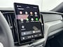 Volvo XC60 T6 Recharge Plus Black Edition | 21" | Geventileerd Nappa | Stoelventilatie | Trekhaak | Head-Up | Panoramadak | Harman Kardon | 360 Camera | Full LED | Adaptieve Cruise | BLIS
