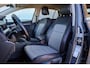 Volkswagen Golf 1.5 TSI 150pk | Trekhaak | Stoel-/ Stuurwielverwarming | Adaptive Cruise | 17" Velgen