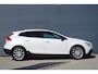 Volvo V40 Cross Country 1.5 T3 Polar+ Luxury | Stoelverwarming | Panoramadak | Achteruitrijcamera