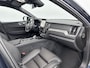 Volvo XC60 T6 Recharge Plus Black Edition | 21" | Geventileerd Nappa | Stoelventilatie | Trekhaak | Head-Up | Panoramadak | Harman Kardon | 360 Camera | Full LED | Adaptieve Cruise | BLIS
