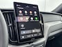 Volvo XC60 T6 Recharge Plus Black Edition | 21" | Geventileerd Nappa | Stoelventilatie | Trekhaak | Head-Up | Panoramadak | Harman Kardon | 360 Camera | Full LED | Adaptieve Cruise | BLIS