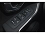 Volvo V40 T2 Kinetic | Automaat | Stoelverwarming | Navigatiesysteem | Regen sensor | Parkeersensoren voor + achter | Verwarmde voorruit