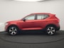 Volvo XC40 T4 Ultimate Dark PHEV 221pk Dealer O.H. | Trekhaak Af Fabriek | Panodak | Camera | Harman / Kardon | Lederen Sportstoelen Memory & Verwarmd | Keyless | Apple Carplay | Navigatie | DAB | Plug In Hybrid |