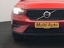 Volvo XC40 T4 Ultimate Dark PHEV 221pk Dealer O.H. | Trekhaak Af Fabriek | Panodak | Camera | Harman / Kardon | Lederen Sportstoelen Memory & Verwarmd | Keyless | Apple Carplay | Navigatie | DAB | Plug In Hybrid |