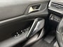 Peugeot 308 SW 1.2 PureTech Sport (APPLE CARPLAY, GROOT NAVI, TREKHAAK, SPORTSTOELEN, LM VELGEN, LANE ASSIST, NIEUWE APK, NIEUWSTAAT)