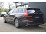 Volvo V60 B3 Inscription | Semi Elektrische Wegklapbare Trekhaak | Elektrische bedienbare voorstoelen  | Adaptive Cruise Control | Panoramadak | Parkeerverwarming | BLIS | Parkeersensoren voor + achter | Parkeercamera | Harman Kardon Premium Audio