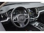 Volvo V60 B3 Inscription | Semi Elektrische Wegklapbare Trekhaak | Elektrische bedienbare voorstoelen  | Adaptive Cruise Control | Panoramadak | Parkeerverwarming | BLIS | Parkeersensoren voor + achter | Parkeercamera | Harman Kardon Premium Audio