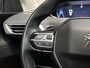 Peugeot 5008 1.2 PureTech Sport 7 Persoons Automaat (APPLE CARPLAY, BRUIN LEDER, 360 CAMERA, ADAPTIVE CRUISE, SPORTSTOELEN, GETINT GLAS, LANE ASSIST, NIEUWSTAAT)
