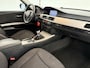 BMW 3-Serie 318i Business Line | Clima | Cruise | Navi | Parkeersens. | Trekhaak | NAP