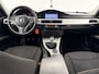 BMW 3-Serie 318i Business Line | Clima | Cruise | Navi | Parkeersens. | Trekhaak | NAP