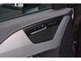 Volvo XC90 T8 Recharge AWD Ultra Dark | Luchtvering | Harman Kardon Premium Audio | Google Infotainment | Stoelverwarming | Stuurwielverwarming | 360° Parkeercamera | Parkeersensoren voor + achter | Semi-Electrische Wegklapbare trekhaak