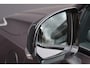 Volvo XC90 T8 Recharge AWD Ultra Dark | Luchtvering | Harman Kardon Premium Audio | Google Infotainment | Stoelverwarming | Stuurwielverwarming | 360° Parkeercamera | Parkeersensoren voor + achter | Semi-Electrische Wegklapbare trekhaak
