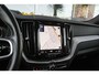 Volvo XC60 2.0 T8 Twin Engine AWD R-Design | 1e eigenaar | Keyless entry | Camera | Leer/Alcantara | Panoramadak | Cruise control | Rijstrooksensor | 19 inch | LED | Botswaarschuwing