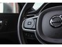 Volvo XC60 2.0 T8 Twin Engine AWD R-Design | 1e eigenaar | Keyless entry | Camera | Leer/Alcantara | Panoramadak | Cruise control | Rijstrooksensor | 19 inch | LED | Botswaarschuwing