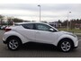 Toyota C-HR / C-HR+ 1.8 HYBRID DYNAMIC AFN-TREKHAAK KEYLESS CLIMA AD-CRUISE 17"LM-VELGEN GROOTLICHT-ASSISTENT