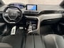 Peugeot 3008 1.2 PureTech GT-Line Automaat (PANORAMADAK, APPLE CARPLAY, 360 CAMERA, LEDER, KEYLESS, SPORTSTOELEN, ADAPTIVE CRUISE, GETINT GLAS, LANE ASSIST, NIEUWSTAAT)