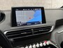 Peugeot 3008 1.2 PureTech GT-Line Automaat (PANORAMADAK, APPLE CARPLAY, 360 CAMERA, LEDER, KEYLESS, SPORTSTOELEN, ADAPTIVE CRUISE, GETINT GLAS, LANE ASSIST, NIEUWSTAAT)