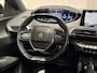 Peugeot 3008 1.2 PureTech GT-Line Automaat (PANORAMADAK, APPLE CARPLAY, 360 CAMERA, LEDER, KEYLESS, SPORTSTOELEN, ADAPTIVE CRUISE, GETINT GLAS, LANE ASSIST, NIEUWSTAAT)