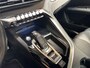 Peugeot 3008 1.2 PureTech GT-Line Automaat (PANORAMADAK, APPLE CARPLAY, 360 CAMERA, LEDER, KEYLESS, SPORTSTOELEN, ADAPTIVE CRUISE, GETINT GLAS, LANE ASSIST, NIEUWSTAAT)