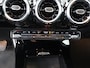 Mercedes-Benz A-klasse 180 Business Solution AMG - Navigatie - Camera - Stoelverwarming - LED koplampen
