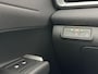 Volkswagen T-Roc Life First Edition 1.5 eTSI 85 kW / 116 PK SUV 7 v Introductiepakket 18 inch Black