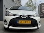 Toyota Yaris 1.3 VVT-i Dynamic - Navigatie I Sport velgen I Xenon I Achteruitrij Camera I Sport pakket I Dealer onderhouden