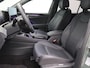 Volkswagen Tiguan 1.5 eHybrid R-Line Edition 272PK DSG Prijs incl 20" zomerset, SOH 99,5%, Pano-Schuifdak, Trekhaak, Harman Kardon, Black Style, 360gr. Camera, Head-Up Display, Matrix-LED Verlichting, Leder, Memorystoel