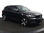 Volvo XC40 T5 Recharge R-Design | Panoramadak | Trekhaak | Camera | Adaptieve cruise control | Stoel en stuurwielverwarming | Parkeersensoren voor en achter | LED |