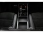 Volvo XC40 T5 Recharge R-Design | Panoramadak | Trekhaak | Camera | Adaptieve cruise control | Stoel en stuurwielverwarming | Parkeersensoren voor en achter | LED |