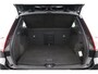 Volvo XC40 T5 Recharge R-Design | Panoramadak | Trekhaak | Camera | Adaptieve cruise control | Stoel en stuurwielverwarming | Parkeersensoren voor en achter | LED |