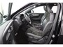 Volvo XC40 T5 Recharge R-Design | Panoramadak | Trekhaak | Camera | Adaptieve cruise control | Stoel en stuurwielverwarming | Parkeersensoren voor en achter | LED |
