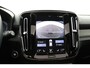 Volvo XC40 T5 Recharge R-Design | Panoramadak | Trekhaak | Camera | Adaptieve cruise control | Stoel en stuurwielverwarming | Parkeersensoren voor en achter | LED |