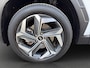 Hyundai Tucson 1.6 T-GDI 265pk PHEV Comfort Smart 4WD | Climate | Camera | Carplay | Keyless | Navigatie | Full - Led | Elek. Klep | Winterpakket | 19" Lichtmetaal | Krell Audio | Digitale Cockpit | Parkeer Assistent | Adapt. Cruisecontrol