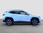 Hyundai Tucson 1.6 T-GDI 265pk PHEV Comfort Smart 4WD | Climate | Camera | Carplay | Keyless | Navigatie | Full - Led | Elek. Klep | Winterpakket | 19" Lichtmetaal | Krell Audio | Digitale Cockpit | Parkeer Assistent | Adapt. Cruisecontrol