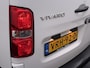 Opel Vivaro 2.0CDTi 145PK AUT-8 L3H1 3-Pers.*BOTT* EURO-6 Navi Pdc ECC Apple Carplay Android Cruise Control Airco DAB Edition Betonplexvloer Bott-Inbouwkasten! Wandbetimmering Verlichting Achterdeuren Schuifdeur 1e Eigenaar Origineel Nederlandse Bus 2.500 trekvermogen! EURO-6