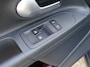 Volkswagen Up! 1.0 | bluetooth | airco | all-season-banden