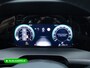 Volkswagen Golf 1.5 eTSI R-Line Edition | Panoramadak | Elect. Trekhaak | Stoel- & Stuurverw. | Adap. Cruise | Achteruitrijcamera, Apple Carplay, Android auto